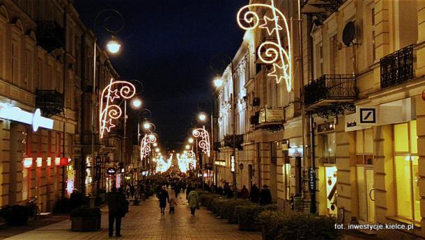 Family Sauna Apartments: Downtown Plac Wolnosci with 5 Bedrooms Kielce Exterior photo